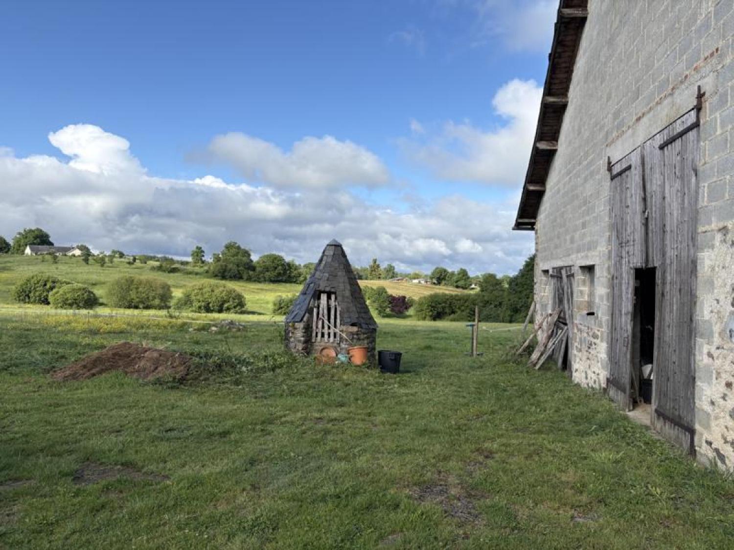  en venta casa independiente Lubersac Corrèze 23