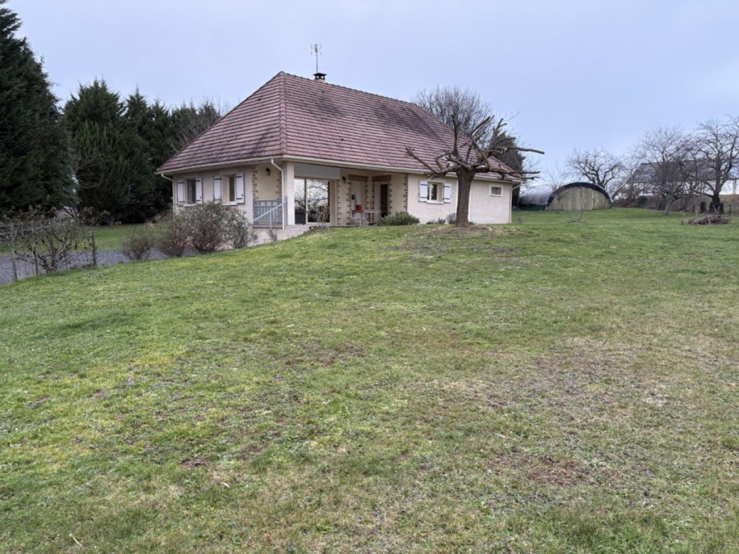  en venta casa independiente Vignols Corrèze 1