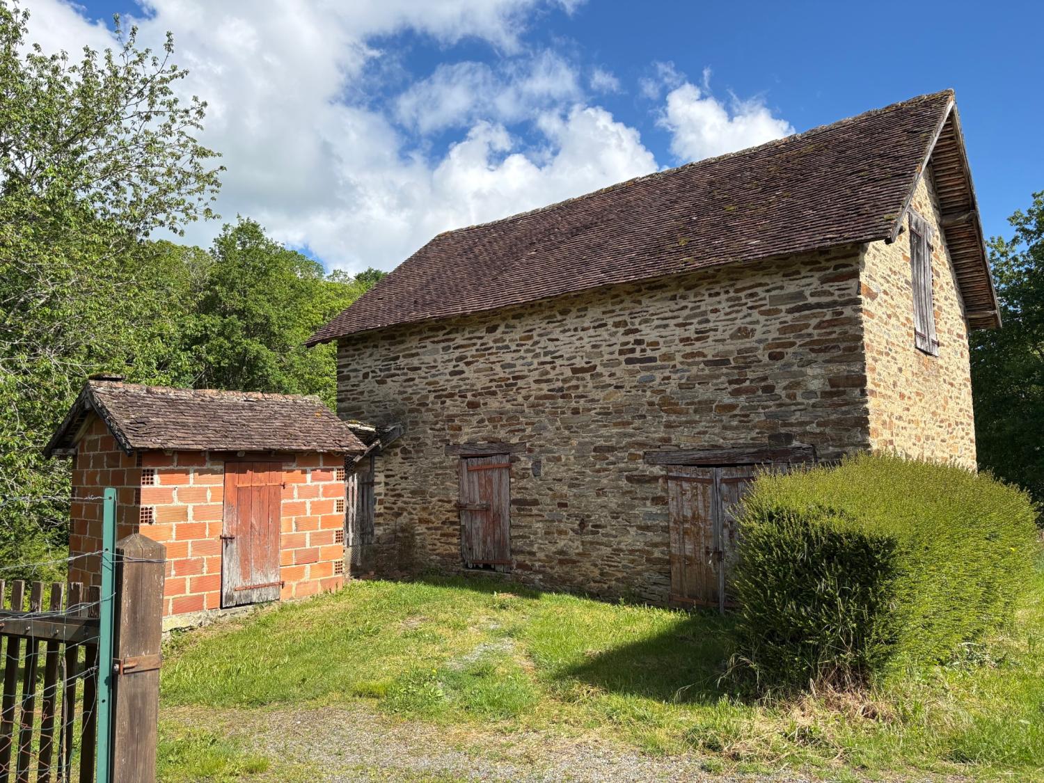 en venta casa rústica Coussac-Bonneval Haute-Vienne 13