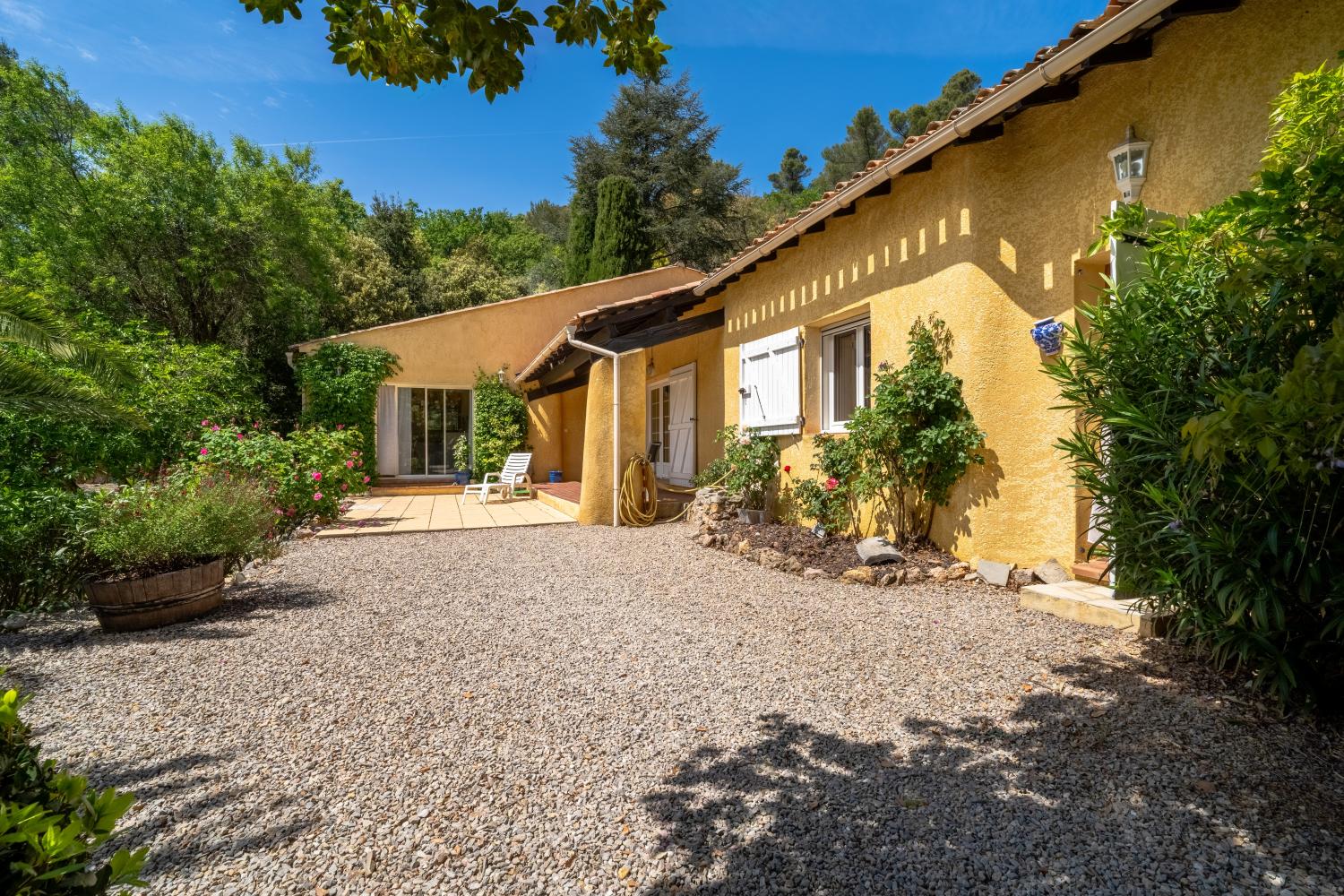  en venta villa Méounes-lès-Montrieux Var 2