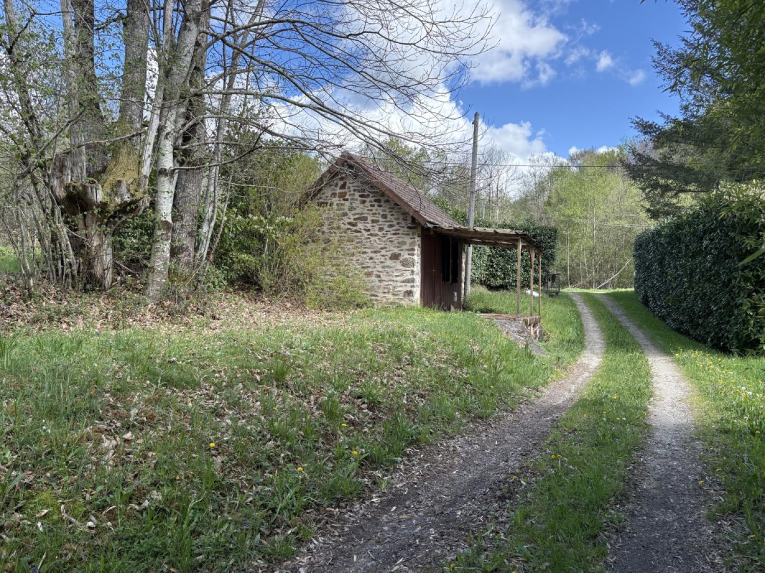 en venta casa independiente Château-Chervix Haute-Vienne 16