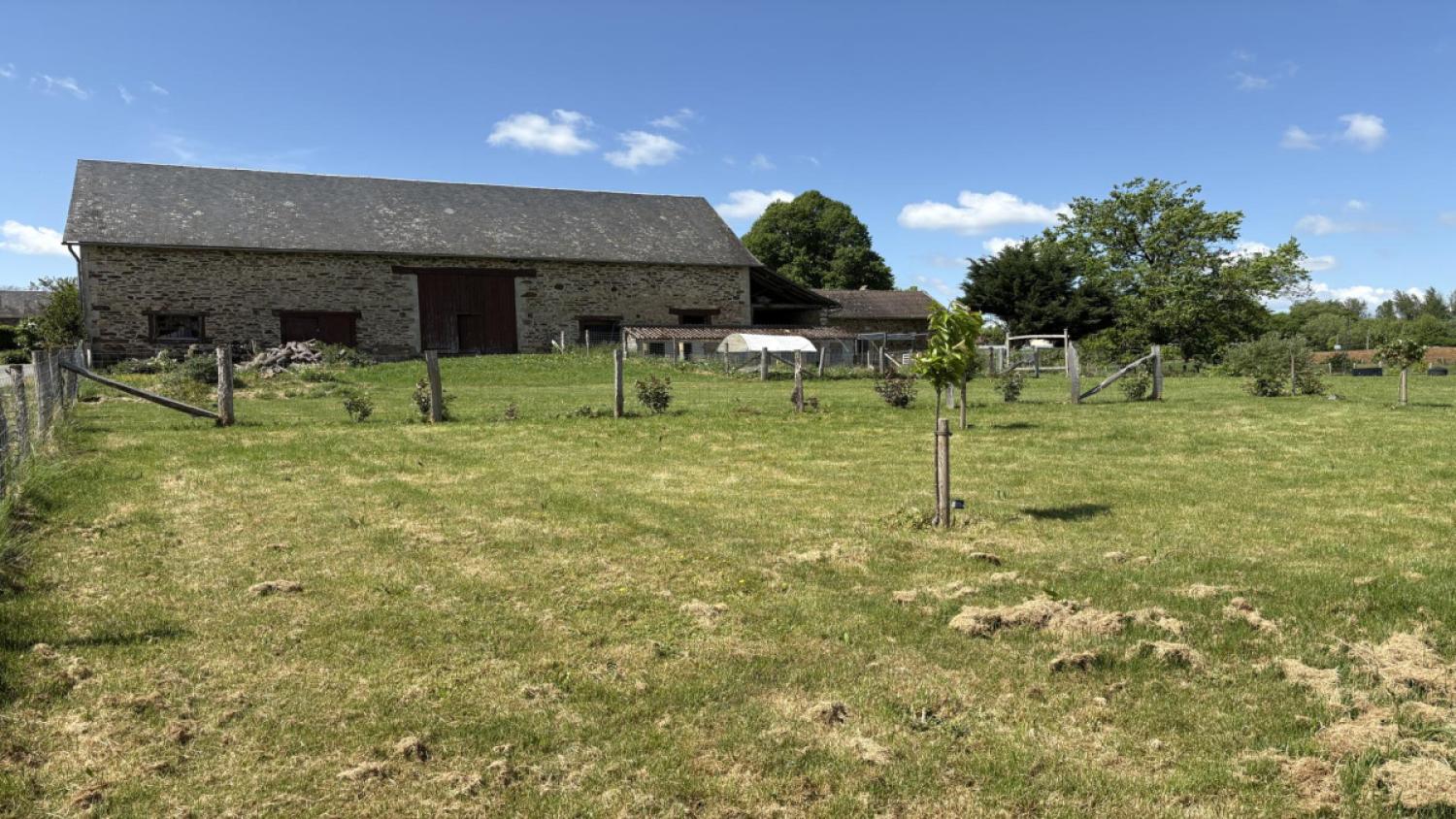  en venta casa independiente Beyssac Corrèze 25