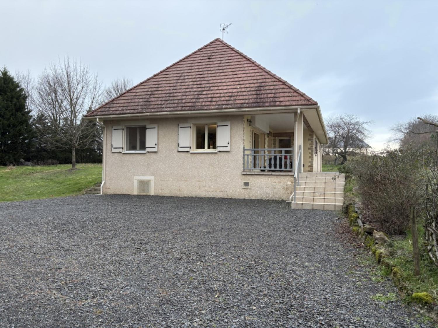  en venta casa independiente Vignols Corrèze 17