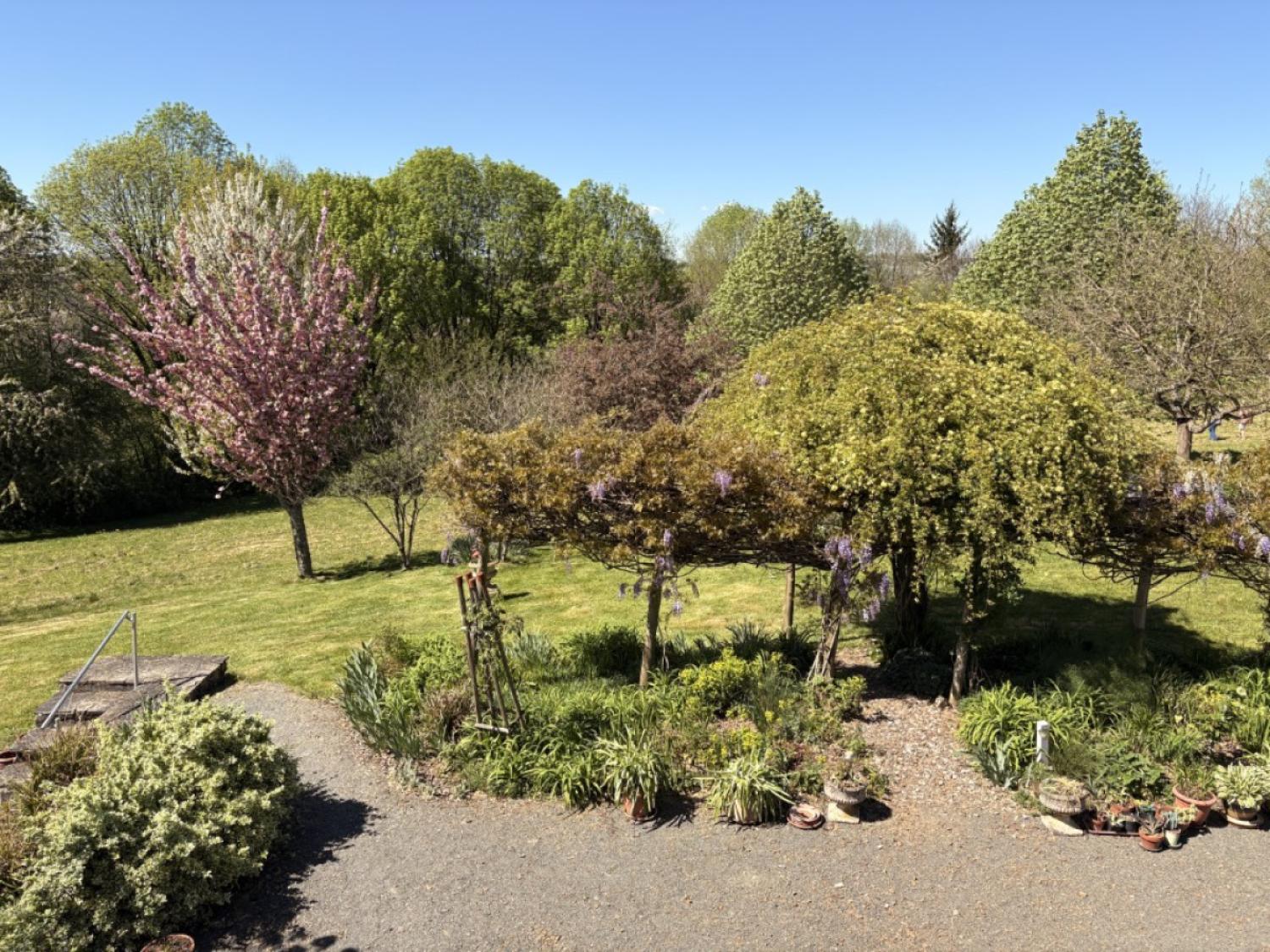 en venta casa con anexo de invitados Lascaux Corrèze 25