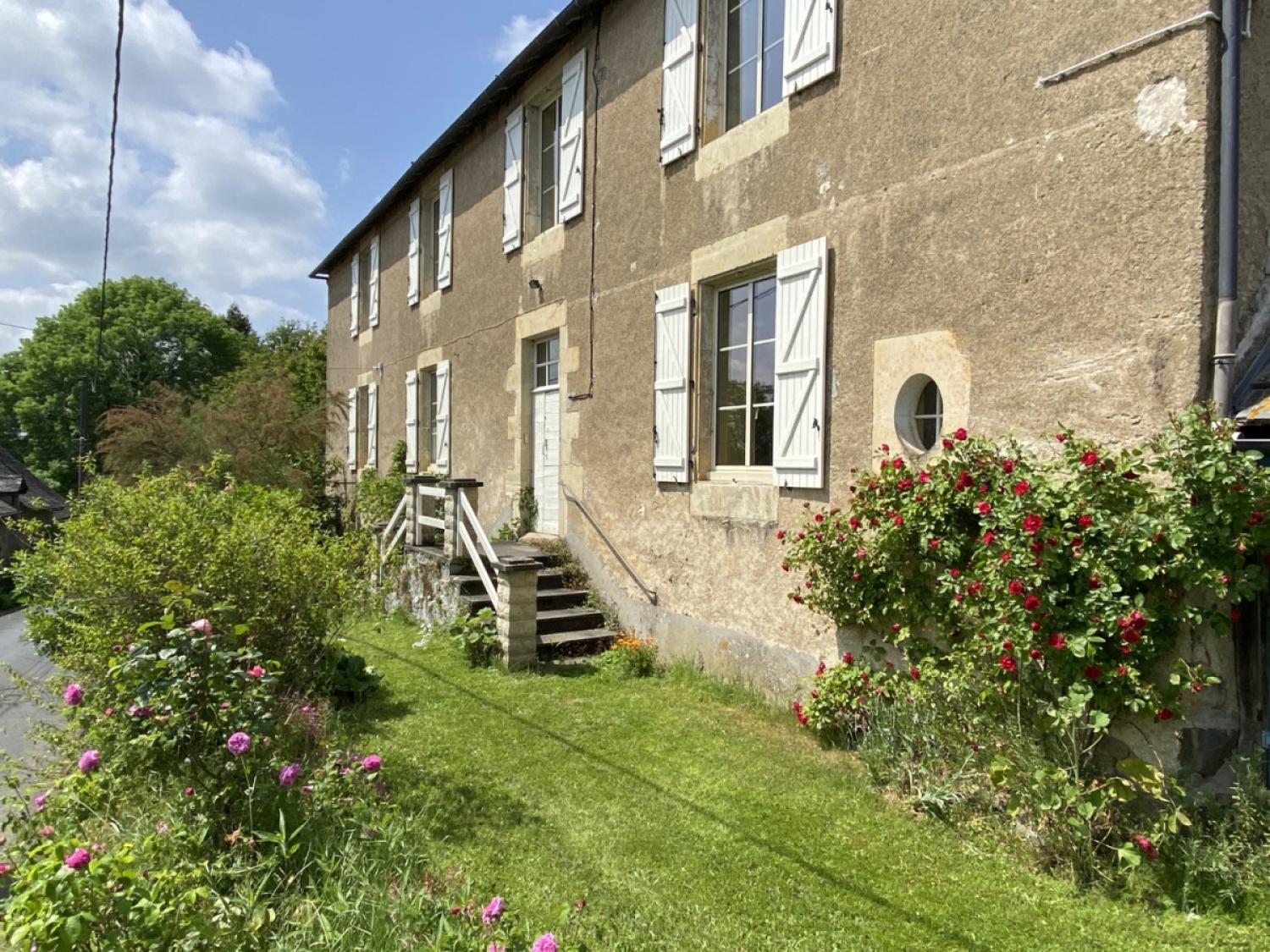 en venta casa independiente Juillac Corrèze 17