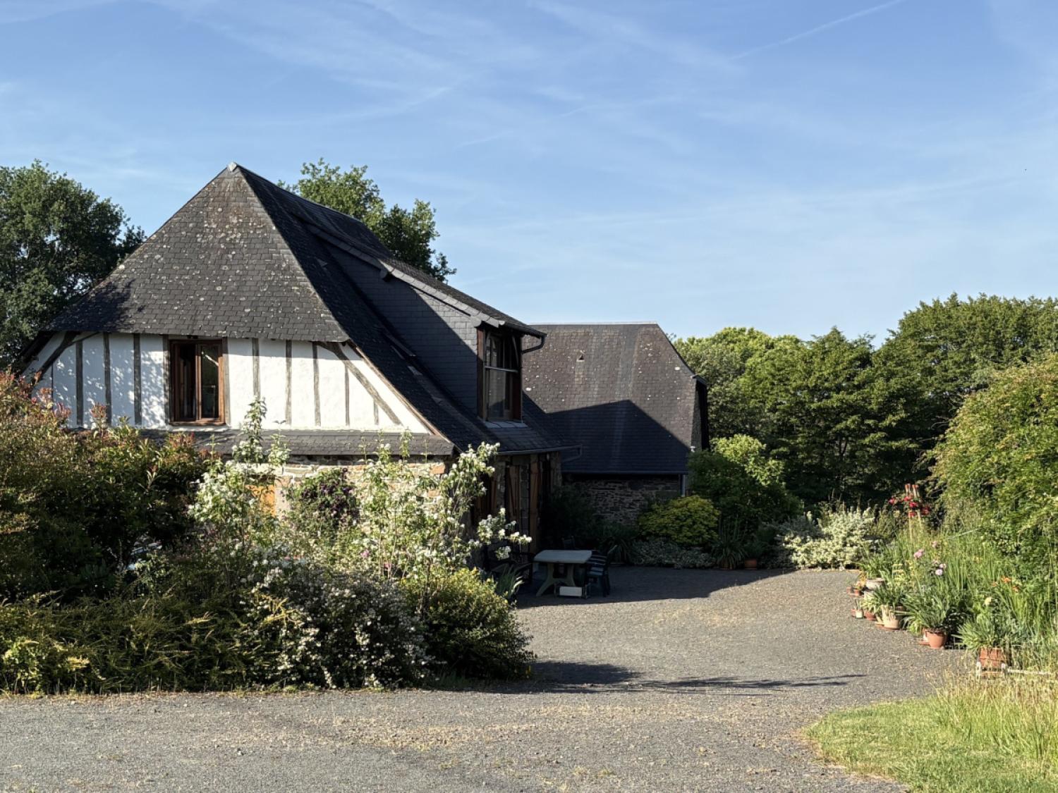 en venta casa con anexo de invitados Lascaux Corrèze 3