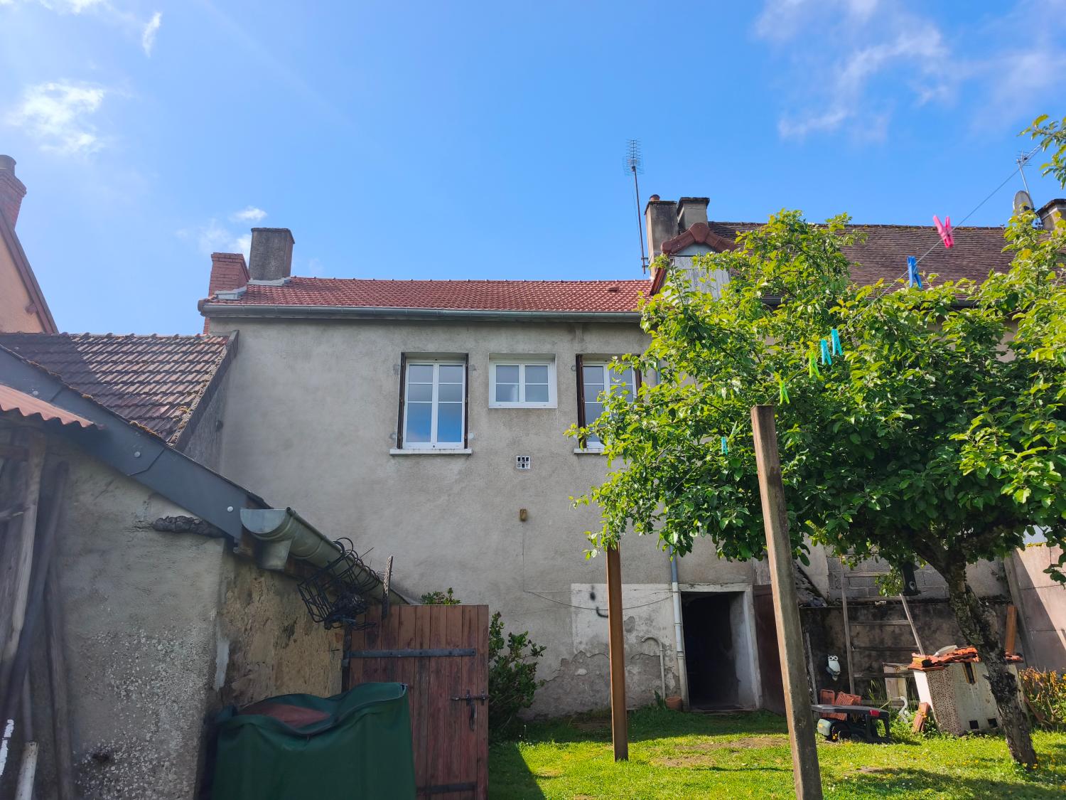  en venta casa de pueblo Luzy Nièvre 11