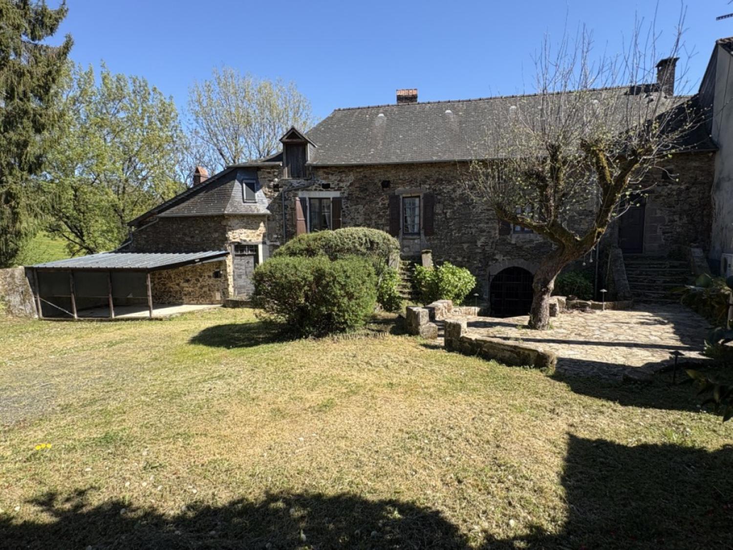  en venta casa independiente Saint-Solve Corrèze 17