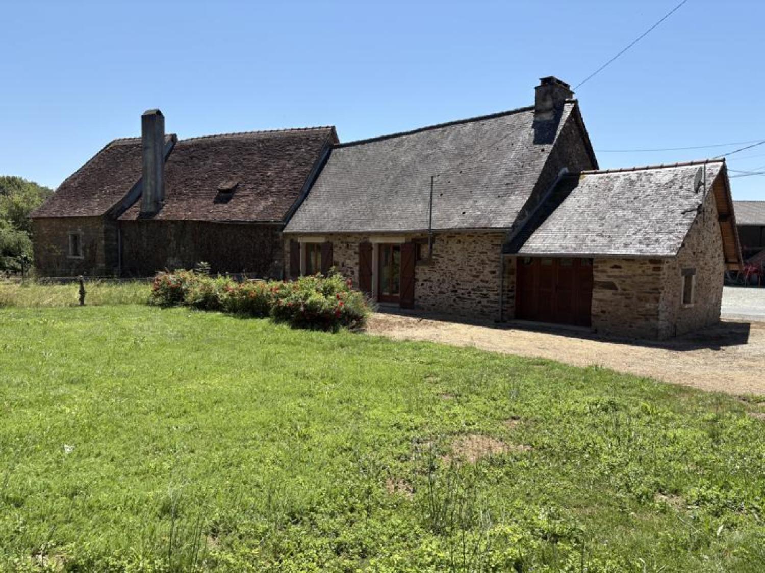  en venta casa con anexo de invitados Beyssenac Corrèze 3