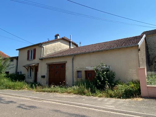 Vernois-sur-Mance Haute-Saône finca de pueblo foto