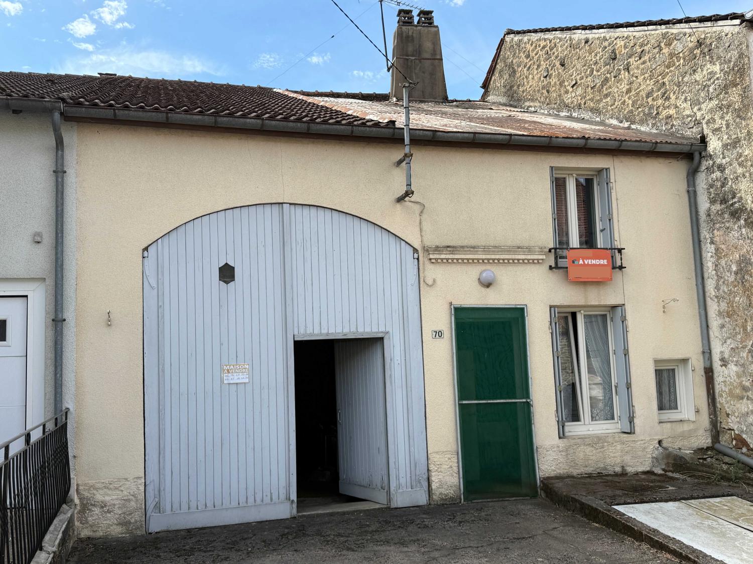 en venta casa de pueblo Bourbonne-les-Bains Haute-Marne 1