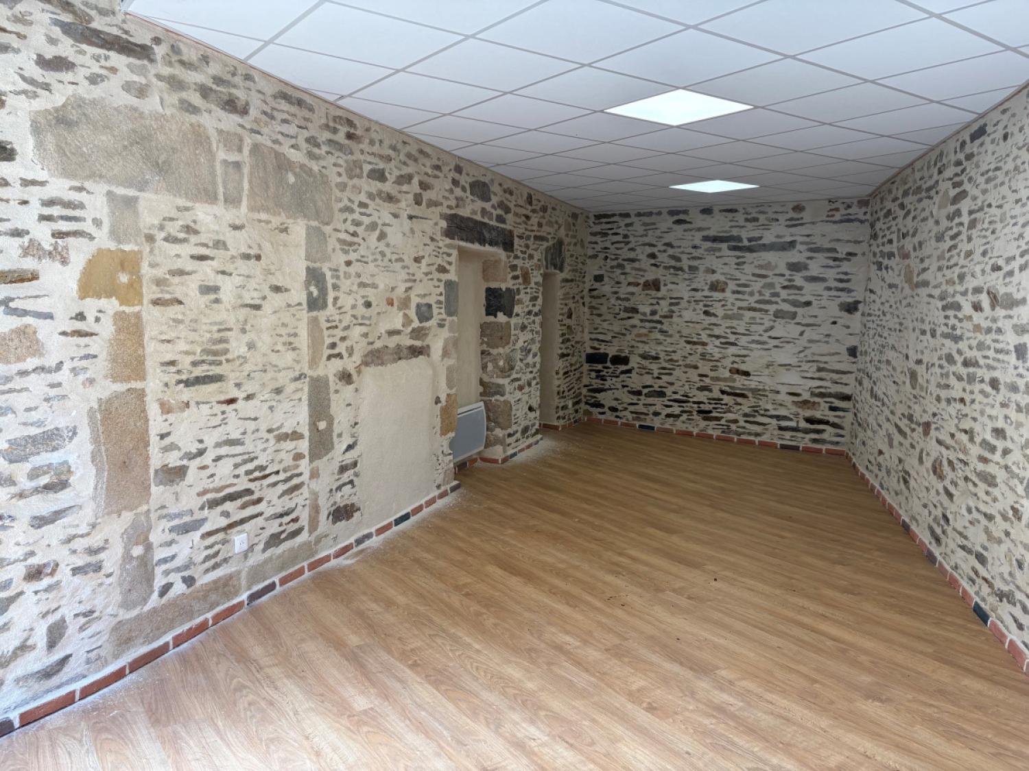 en venta edificio Saint-Yrieix-la-Perche Haute-Vienne 4