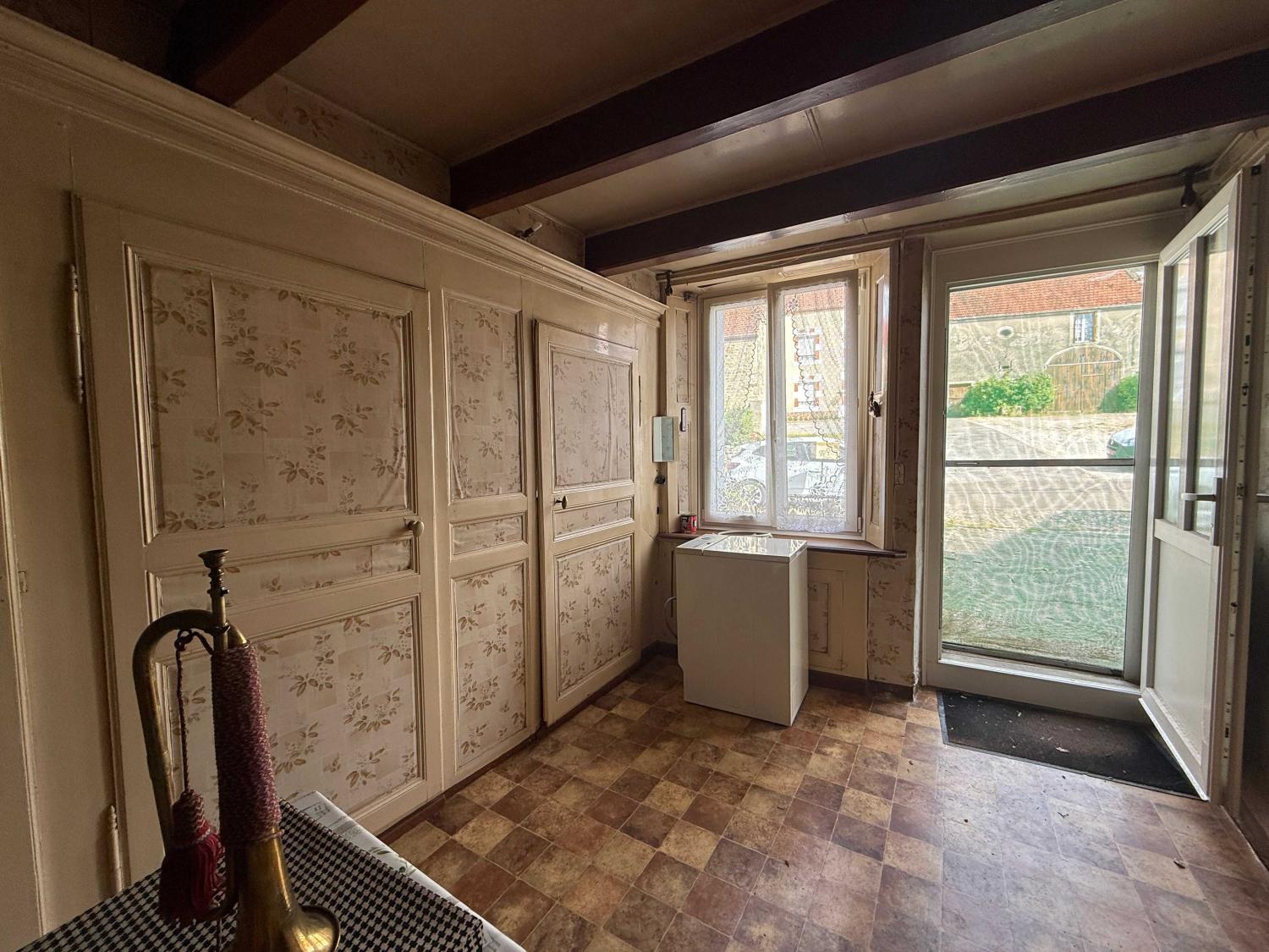 en venta casa de pueblo Bourbonne-les-Bains Haute-Marne 3