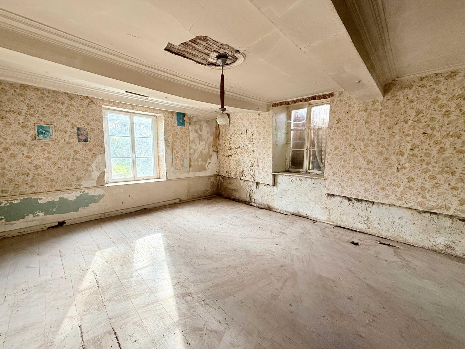 en venta finca de pueblo Monthureux-sur-Saône Vosgos 6