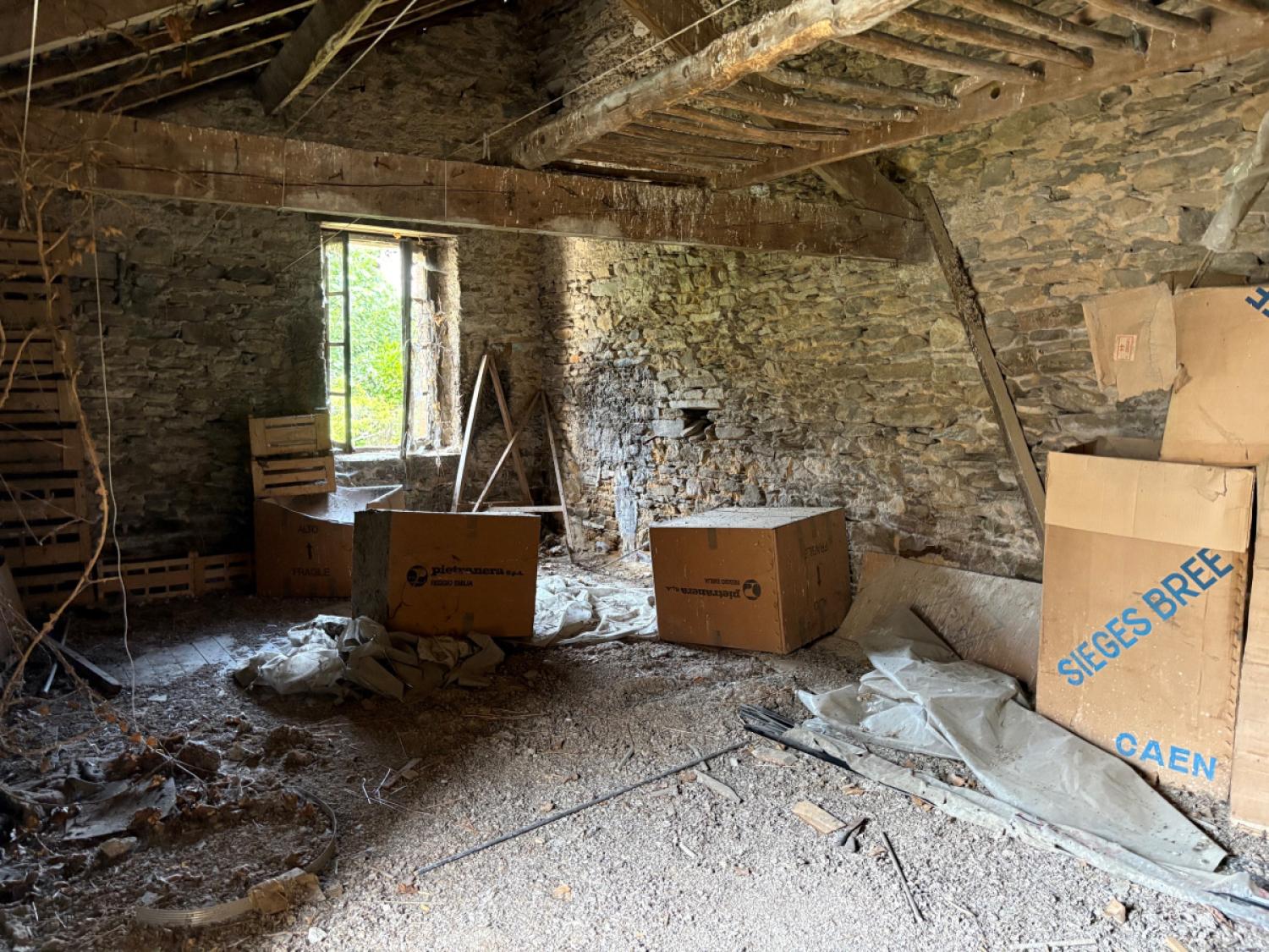 en venta edificio Saint-Yrieix-la-Perche Haute-Vienne 19