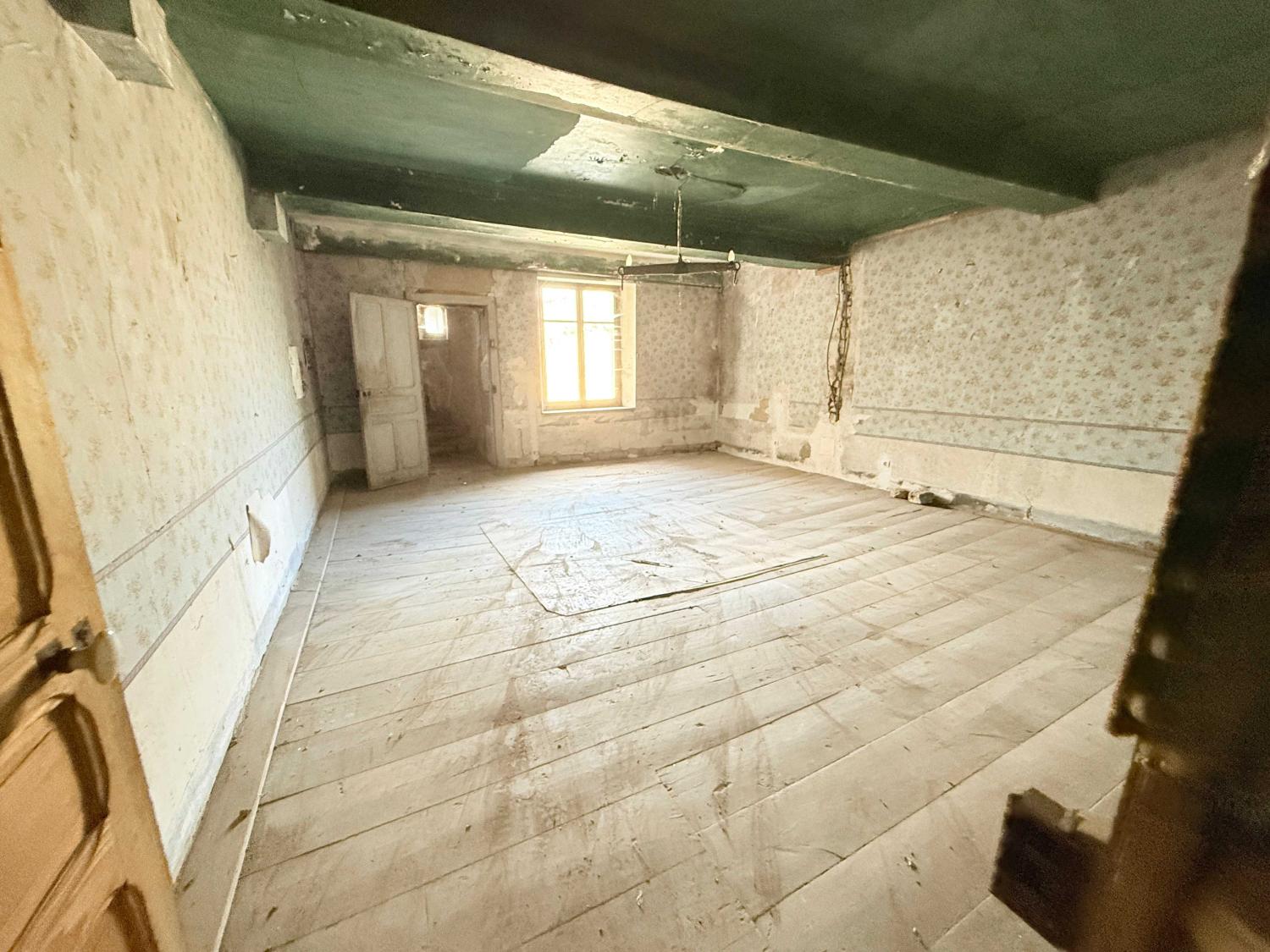 en venta finca de pueblo Monthureux-sur-Saône Vosgos 14