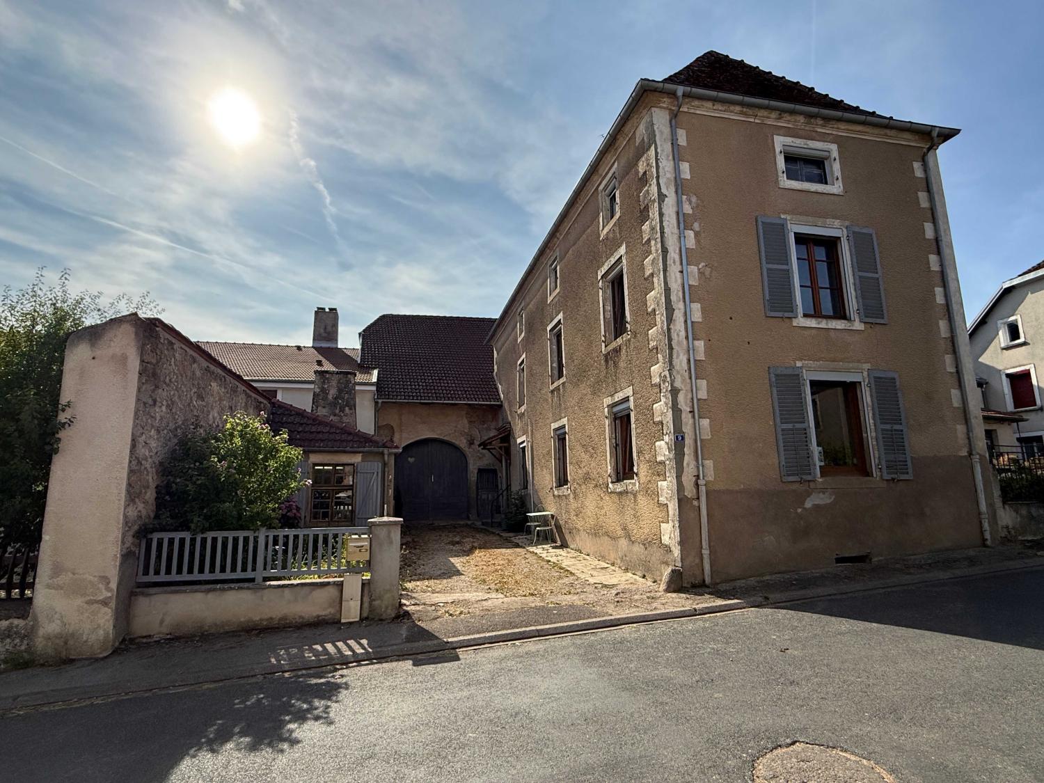 en venta finca de pueblo Melay Haute-Marne 1
