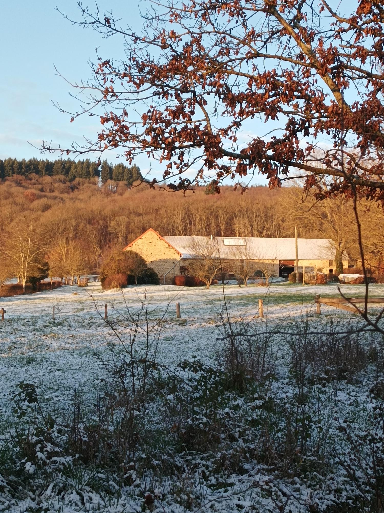 en venta casa con anexo de invitados Thil-sur-Arroux Saône-et-Loire 24