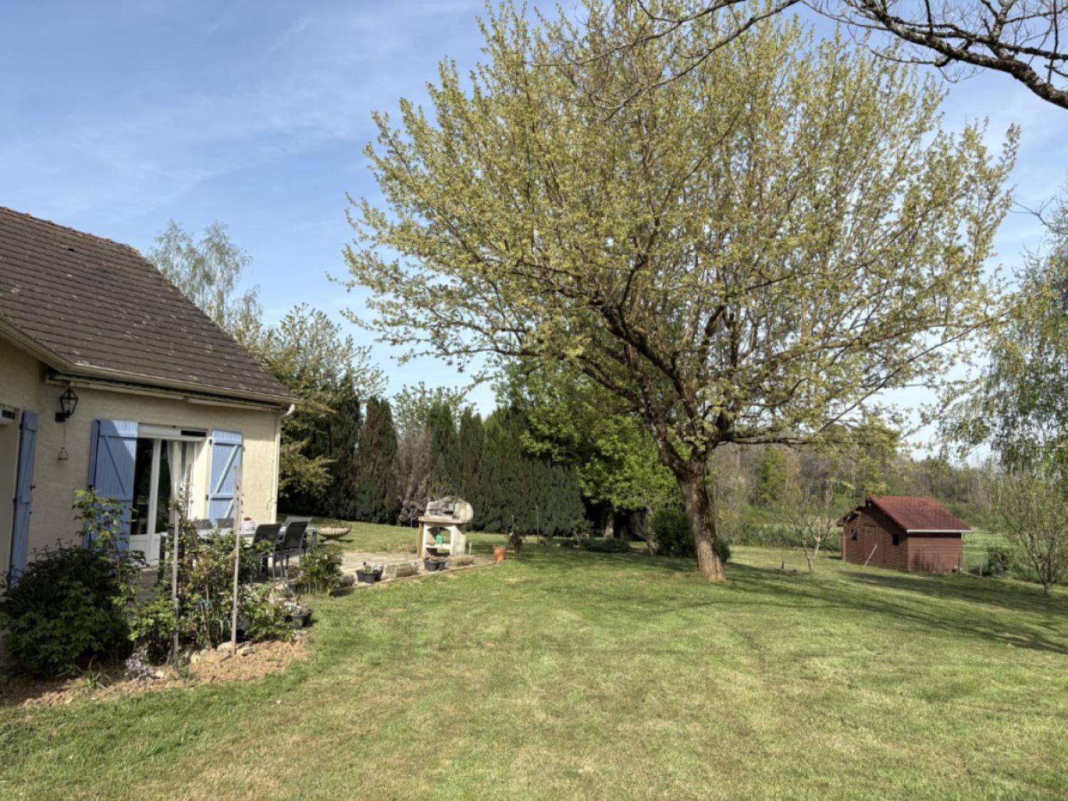 en venta casa independiente Beyssac Corrèze 19