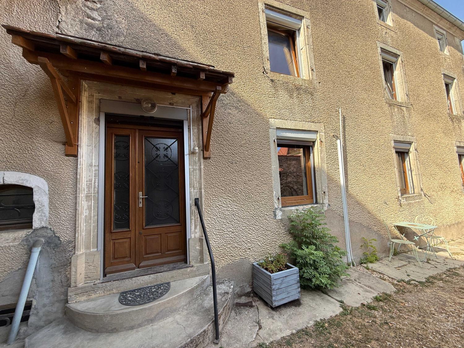 en venta finca de pueblo Melay Haute-Marne 33