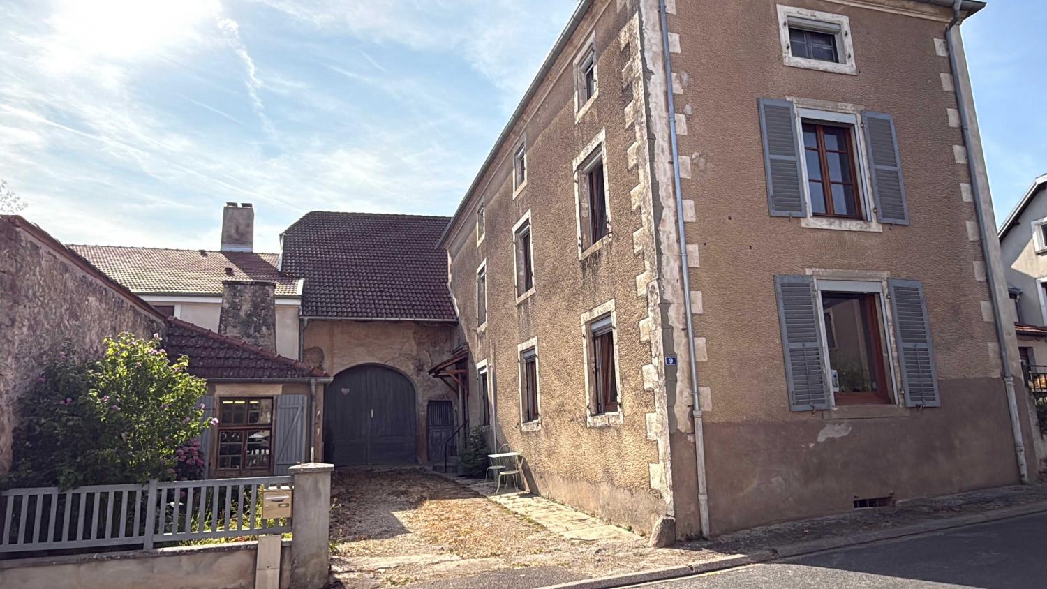 en venta finca de pueblo Melay Haute-Marne 32