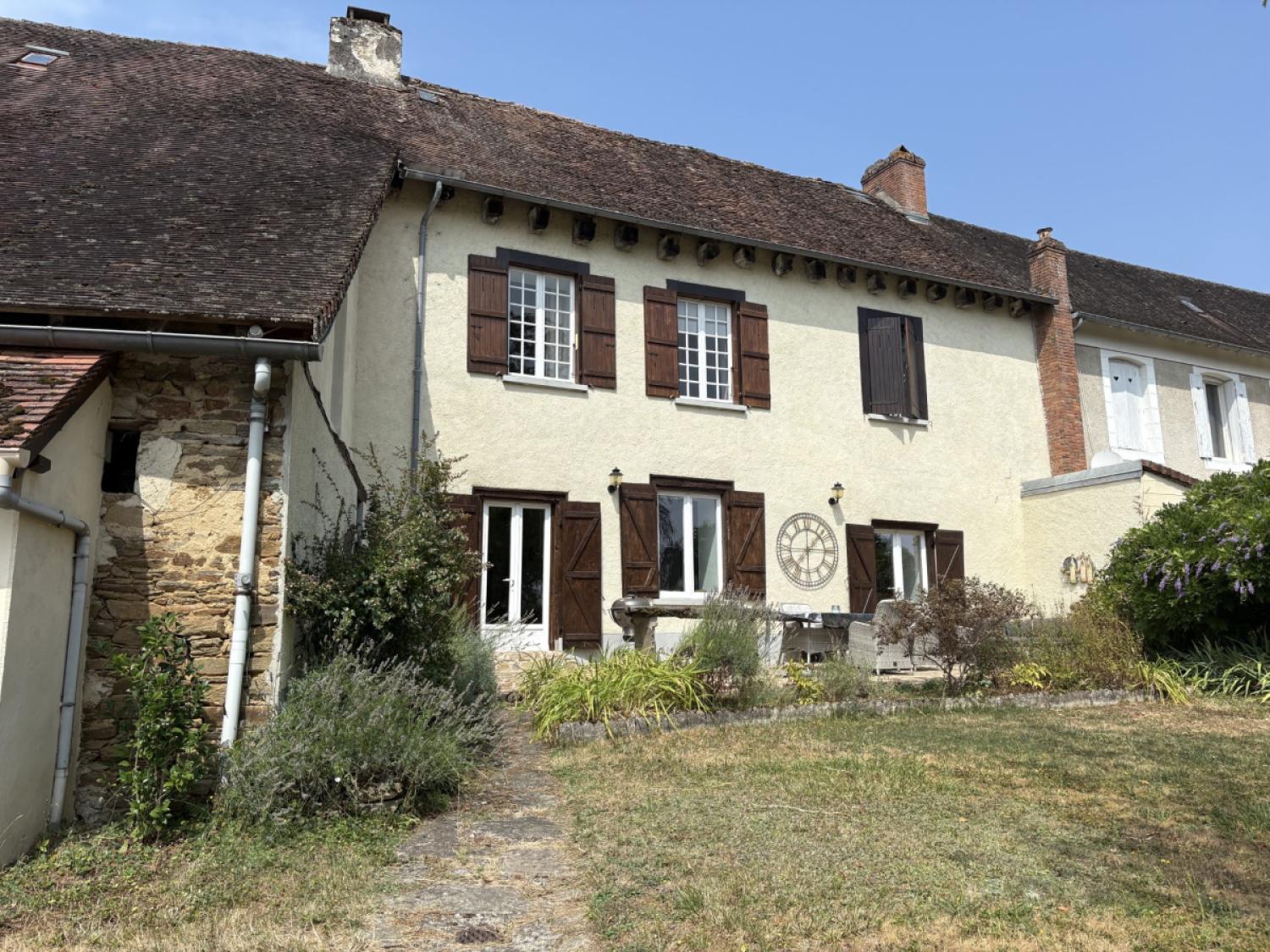 en venta casa de pueblo Coussac-Bonneval Haute-Vienne 1