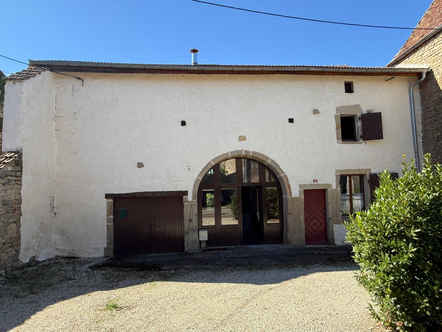  en venta finca de pueblo Corre Haute-Saône 2