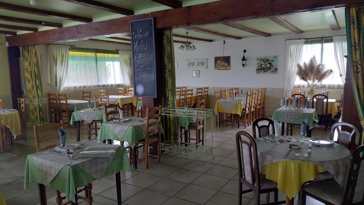  en venta restaurante Saint-Fiel Creuse 4
